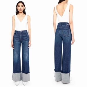 MOTHER Denim The Hustler Roller Sneak Cuff
Wash: Kicks And Riffs size 28